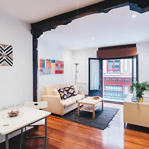 https://old-town-madari-by-people-rentals.sansebastianhotels.net